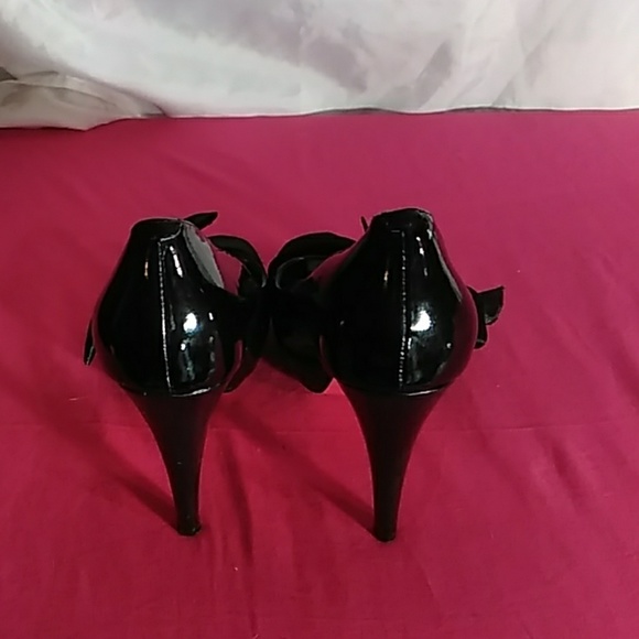 🍊Paris Hilton Black Peep-Toe 4" Pumps w/Bow - Picture 5 of 8